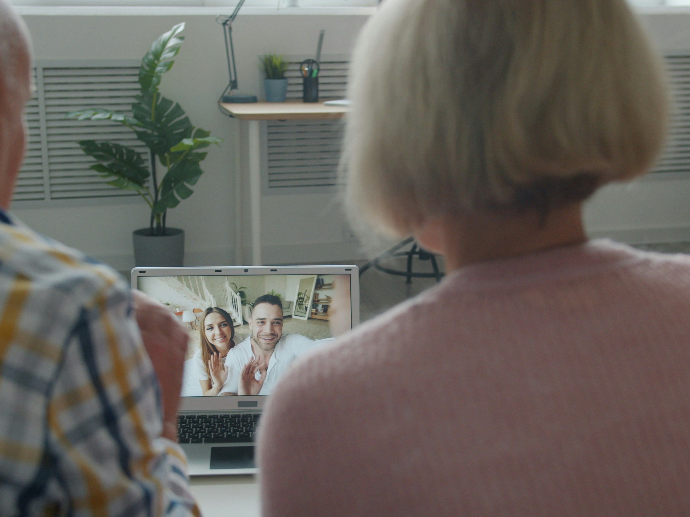 situs iklan baris gratis dan berbayar